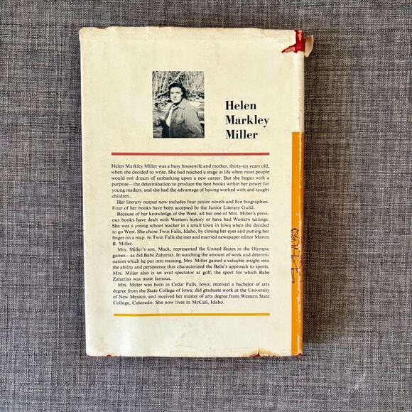 Striving To Be Champion Babe Didrikson Zaharias 1st Edition Helen Markley Miller - Picture 2 of 12